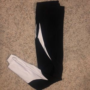 Black 7/8 Leggings with White Detail